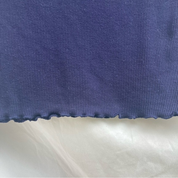 Forever 21 Navy Crop Shortsleeved Shirt with Ruffle Edge, Size Large - Picture 6 of 8